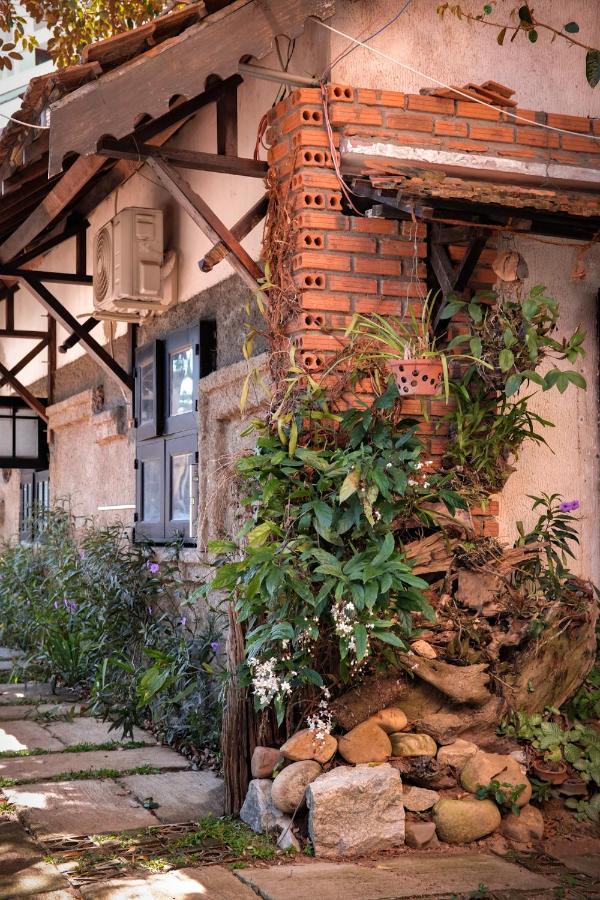 Tỉnh Kontum Y.O Inn מראה חיצוני תמונה